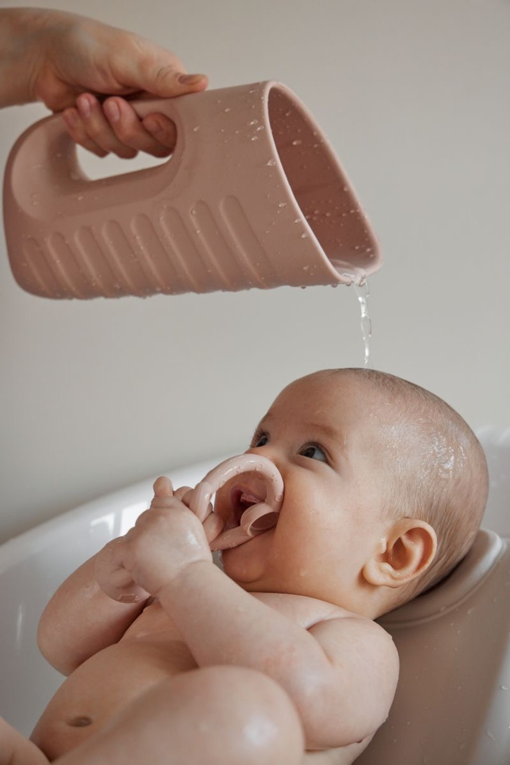 Кувшин для купания, Лён