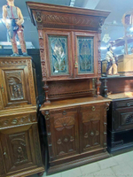 Старинный буфет с витражами