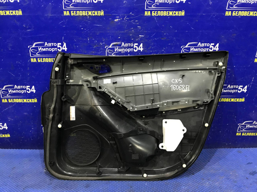 Обшивка двери MAZDA CX-5 2012-2016