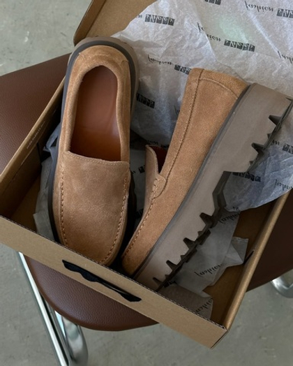 Лоферы из натуральной замши