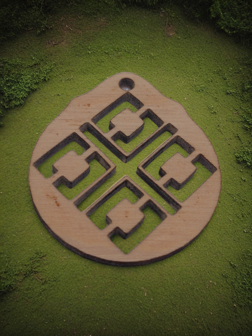 Кулон оберег Макошь