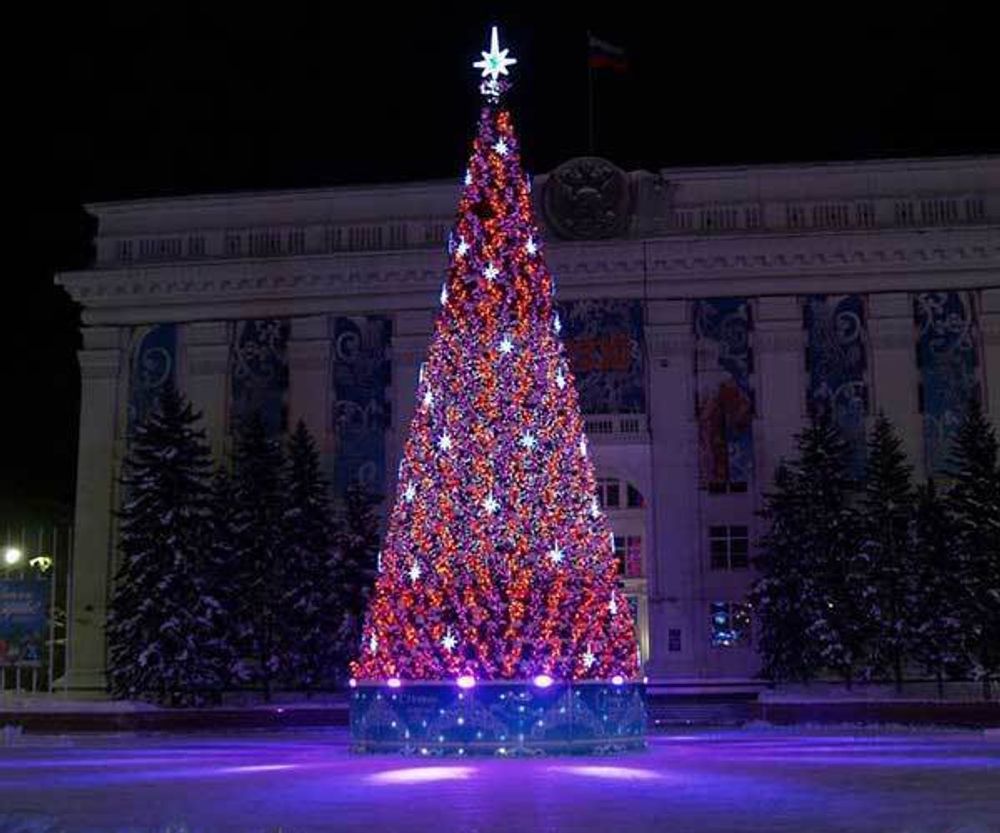 Уличная елка каркасная "Русская" (пвх) 26 м