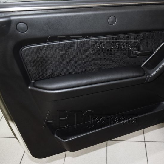 Мягкие накладки на ручки дверей Lada Niva 4x4 (2121, 2131, Urban, Bronto) (1977-2019) из экокожи