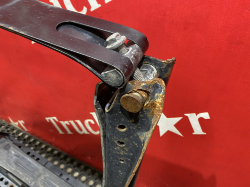 Кронштейн топливного бака 2023г