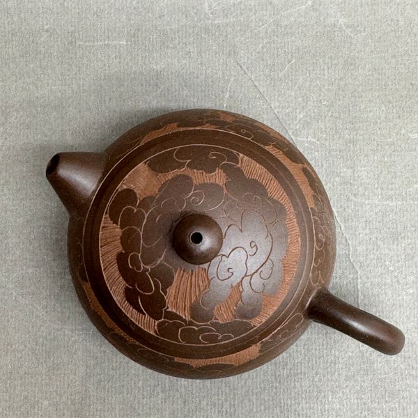 Чайник из исинской глины, 180мл, 131068 (темная и светлая глина)