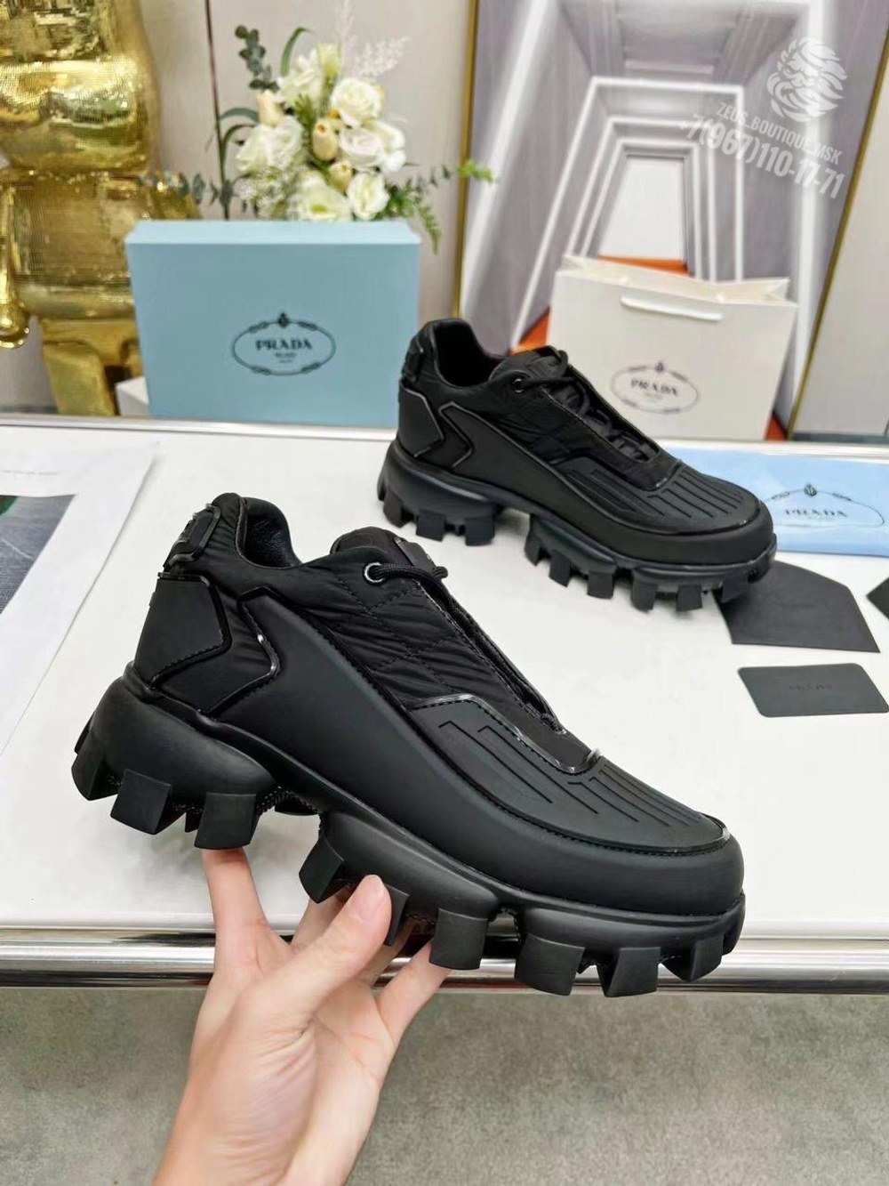 Кроссовки Prada