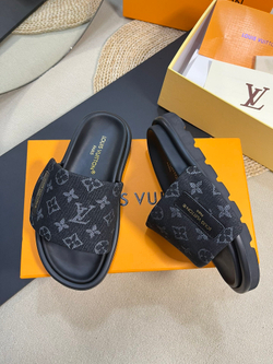 Louis Vuitton Pool Pillow Flat Comfort Mule