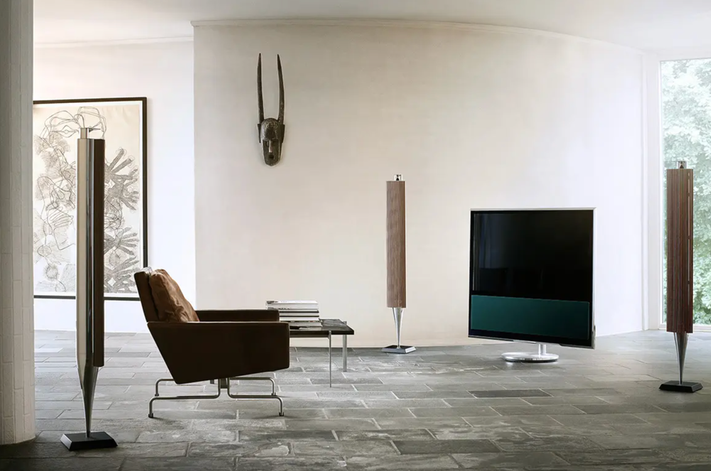 Bang & Olufsen Beolab 18 Black, Floor Stand, Front Lamella Black