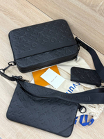 Сумка-мессенджер Louis Vuitton