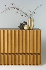 Дизайнерский комод Fence крупный план дверцы и ящики