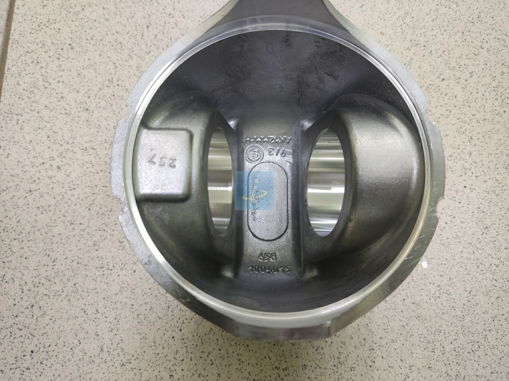 Гильза, поршень, порш.кольца (ЯМЗ) (общ.гол.) 658.1004005-10