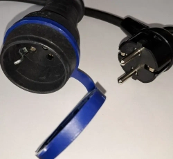 Удлинитель электрический "Доктор Ап" 1 розетка, 5 метров, КГтп-ХЛ 2x1.5 мм, черный 3.6 кВт, 16А, серия "Мощный"