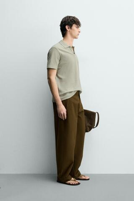 ZARA ПОЛО REGULAR FIT ИЗ ХЛОПКА С РЕЛЬЕФНЫМ УЗОРОМ, СЕРО-ЗЕЛЕНЫЙ