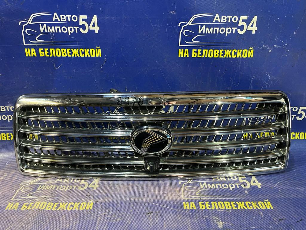 Решетка радиатора TOYOTA PROGRES 2001-2007