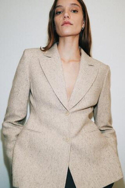 ZARA БЛЕЙЗЕР ИЗ СМЕСОВОЙ ШЕРСТИ С БАСКОЙ — ZW COLLECTION, БЕЖЕВЫЙ