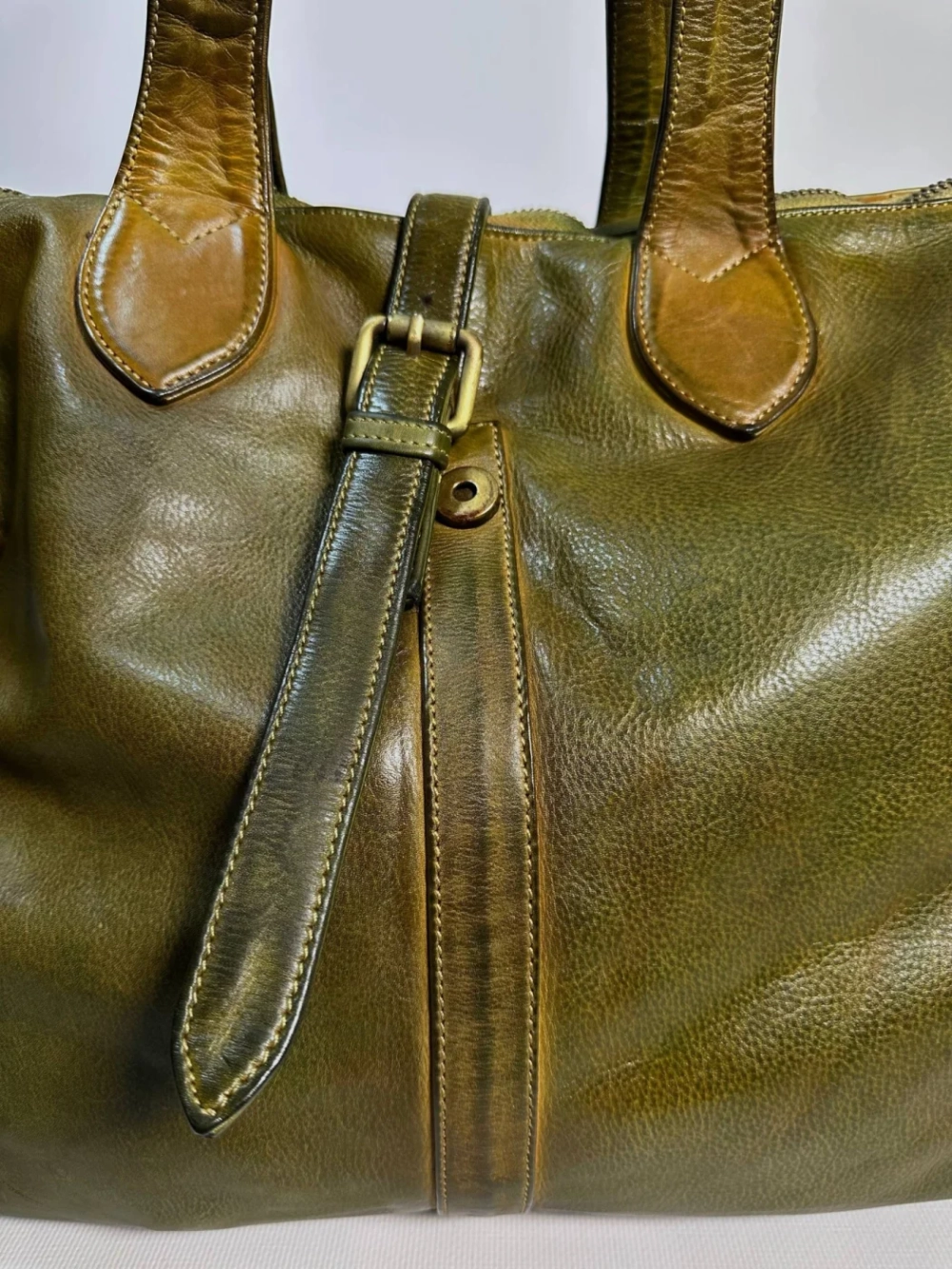 Женская премиальная горчично-оливковая сумка из натуральной кожи "Венеция"