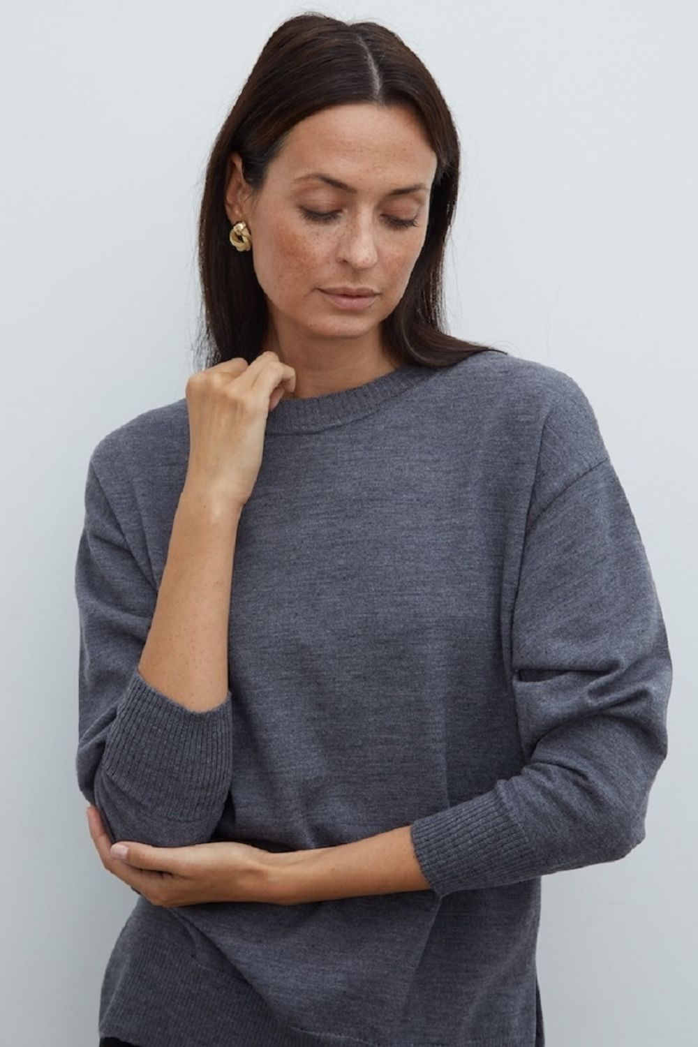 Джемпер серый шерсть