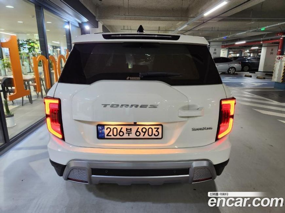 KG Mobility (Ssangyong) Torres Бензин 1.5 2WD (01.2023)