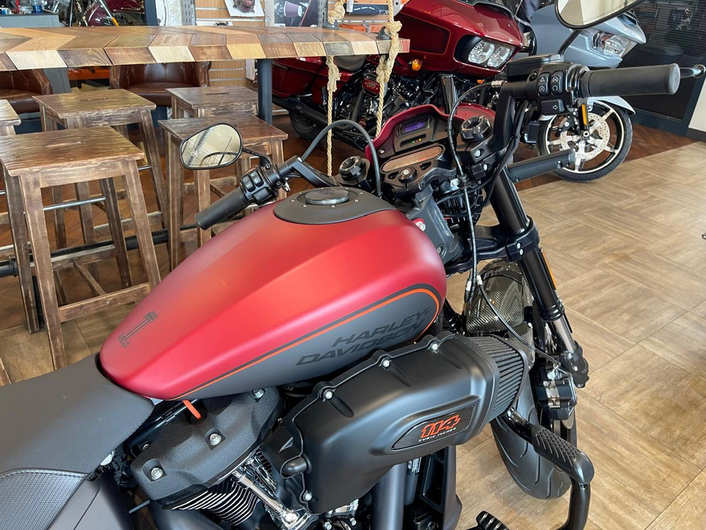Harley-Davidson Softail FXDR 114
