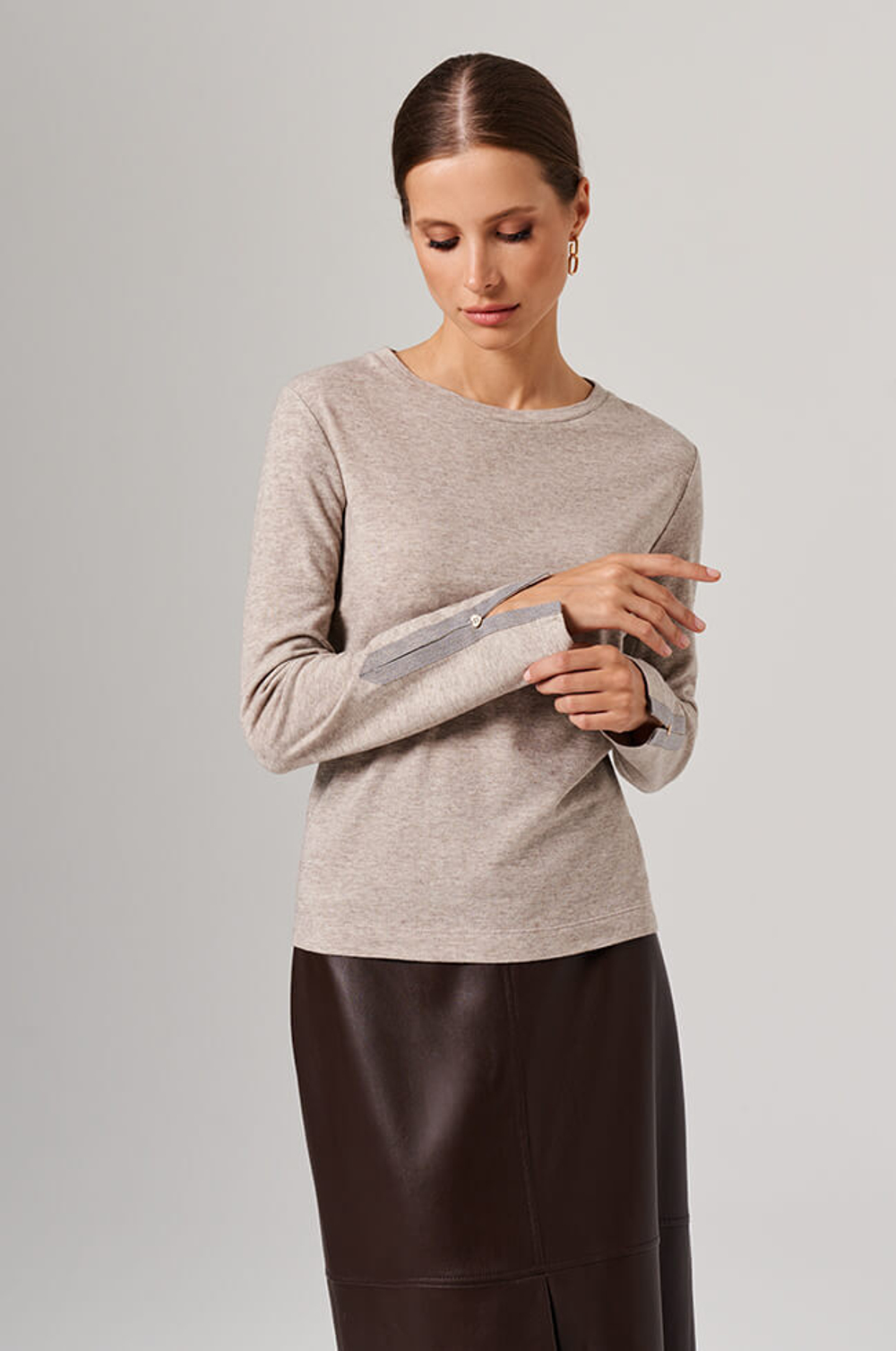 23085 Лонгслив женский (серый меланж)