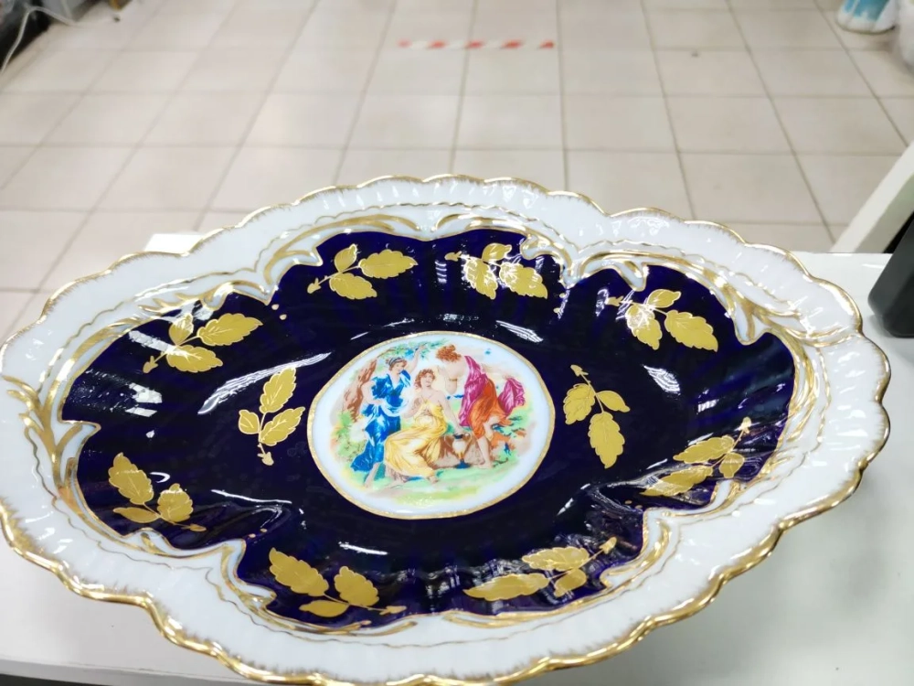 Блюдо овальное Мадонна кобальт Чехия