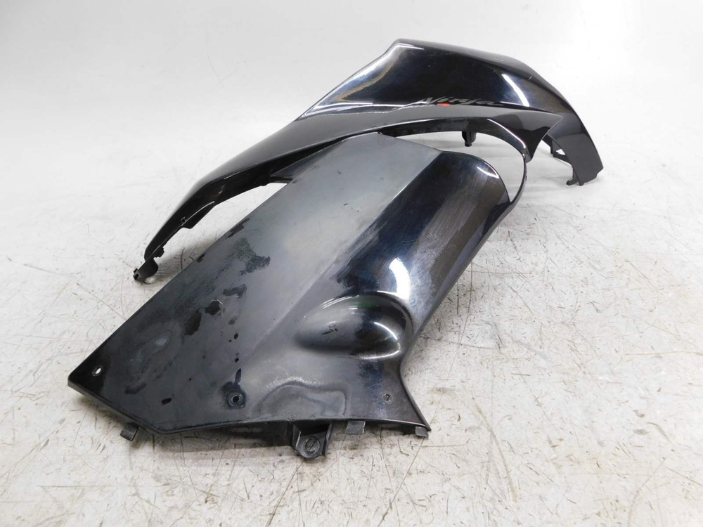 Пластик боковой правый Kawasaki Ninja 400 ER400B 55028-0235