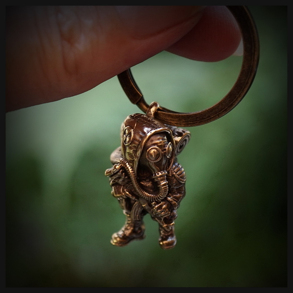 Брелок для ключей "Сталкер" , латунь