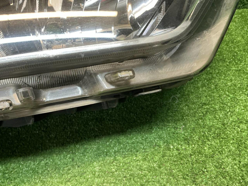 Фара правая Lada Niva Travel (20-нв) галоген