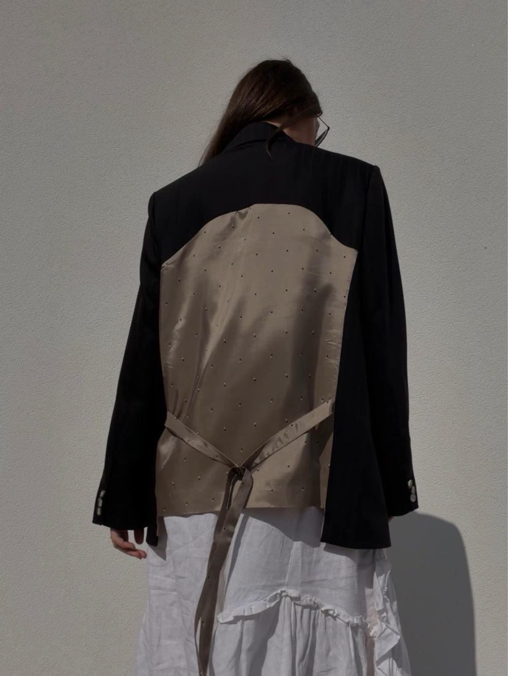 Жакет горький шоколад в полоску с контрастной спинкой