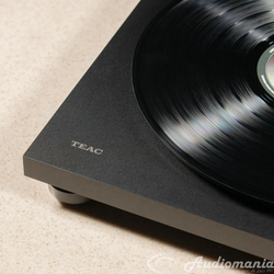 Проигрыватель винила Teac TN-180BT-A3 black