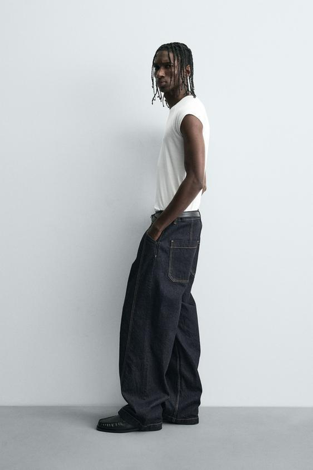 ZARA ДЖИНСЫ BAGGY FIT СО СМЕЩЕННЫМ ШВОМ, СИНИЙ