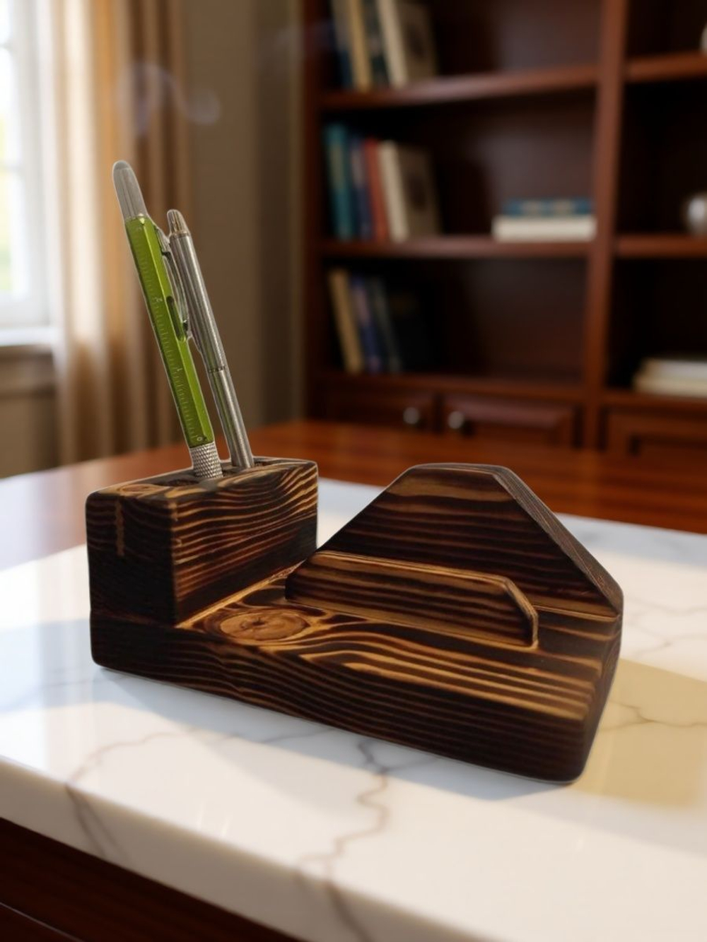 Подставка деревянная для визиток, телефона