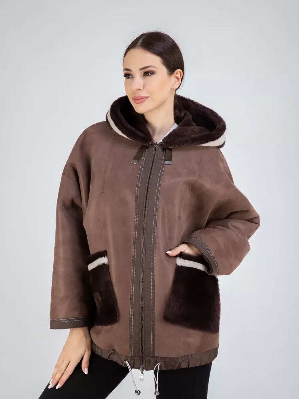 Дубленка натуральная с капюшоном двухсторонняя