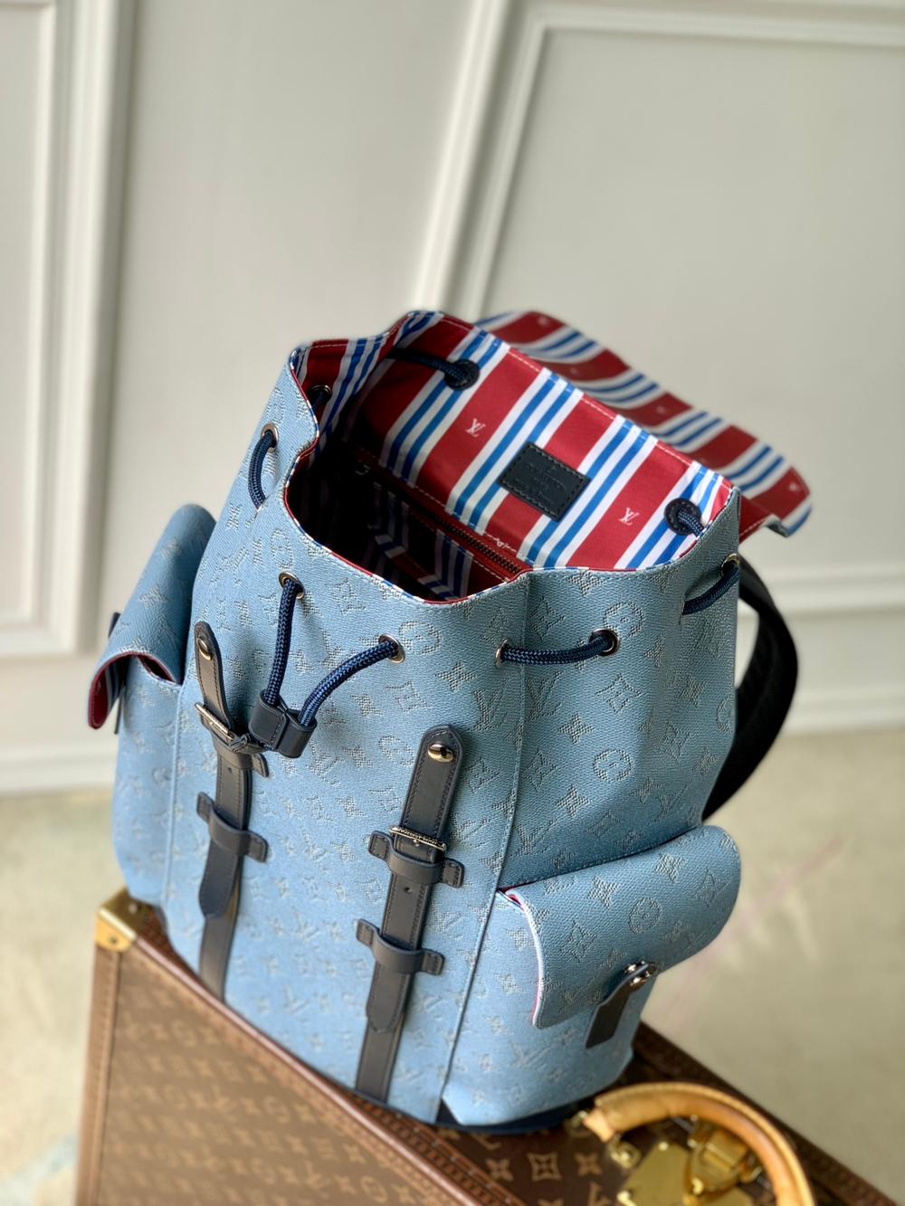 Louis Vuitton Christopher MM