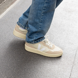 Кеды женские VEJA V-90