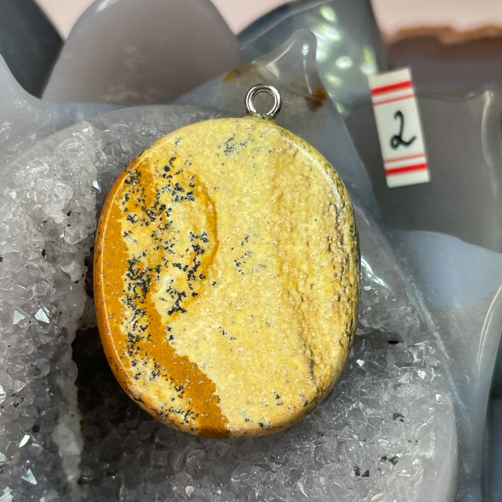 26972 Яшма песочная Кулон т. овал 27*32мм