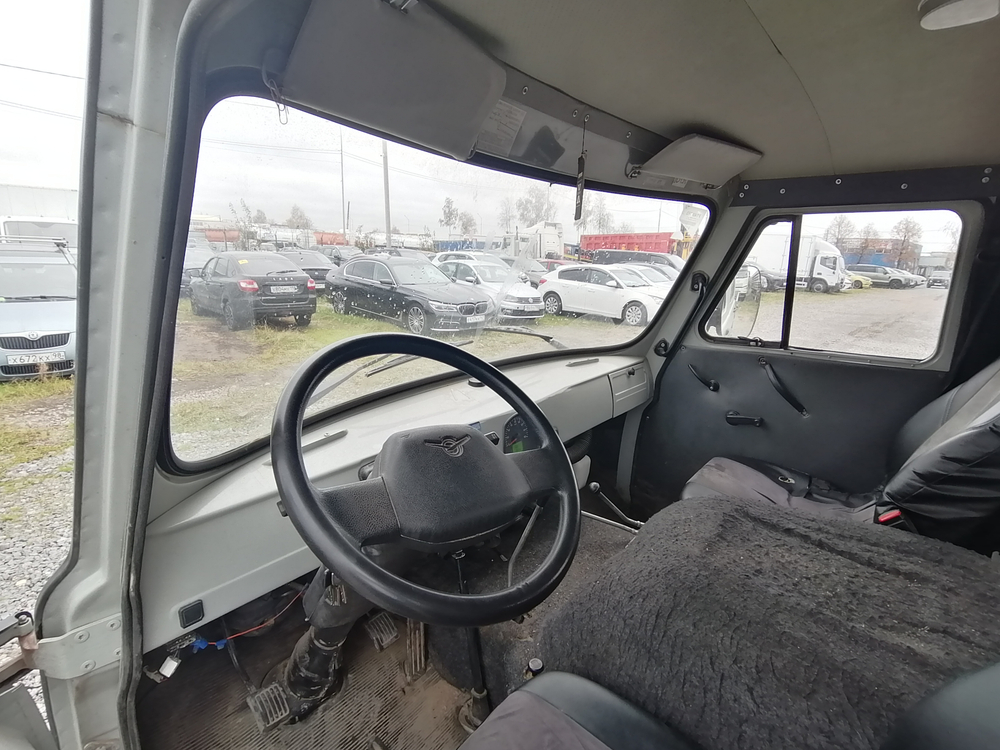 UAZ 3909* Грузопассажирский 390945 (Тент, 4+1 мест, без ABS, Бензиновый, 2,7 л, 112 л.с.)