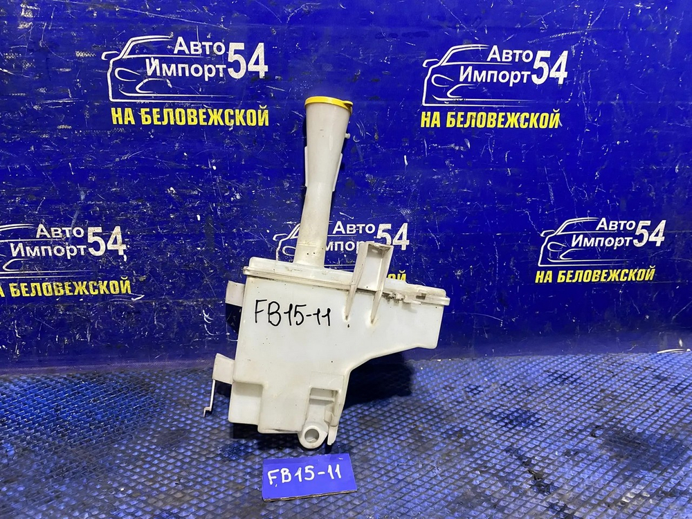 Бачок омывателя NISSAN SUNNY 2000