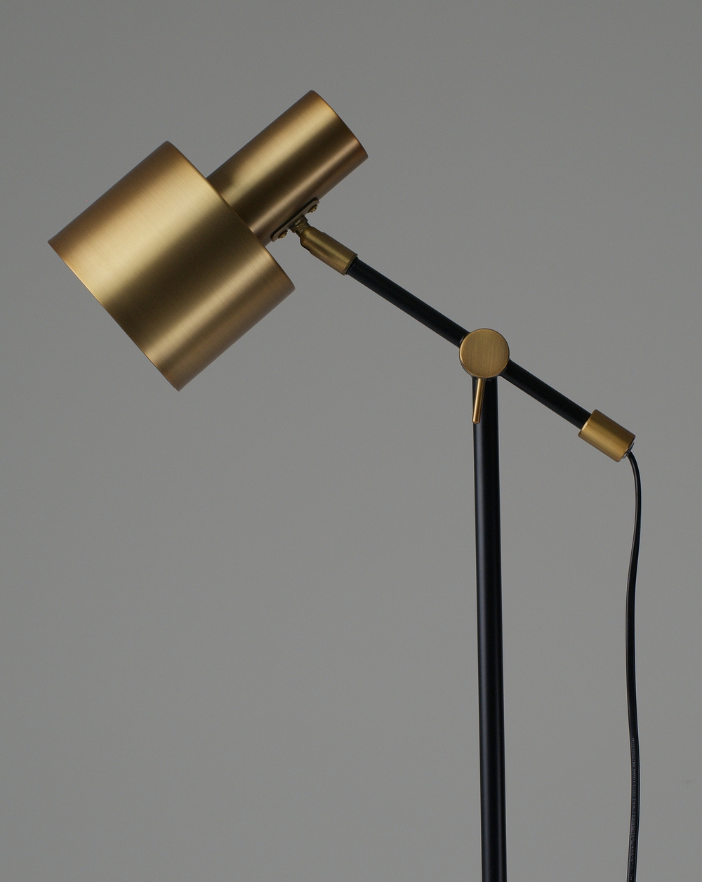 Торшер Moderli V11270-1F Artis