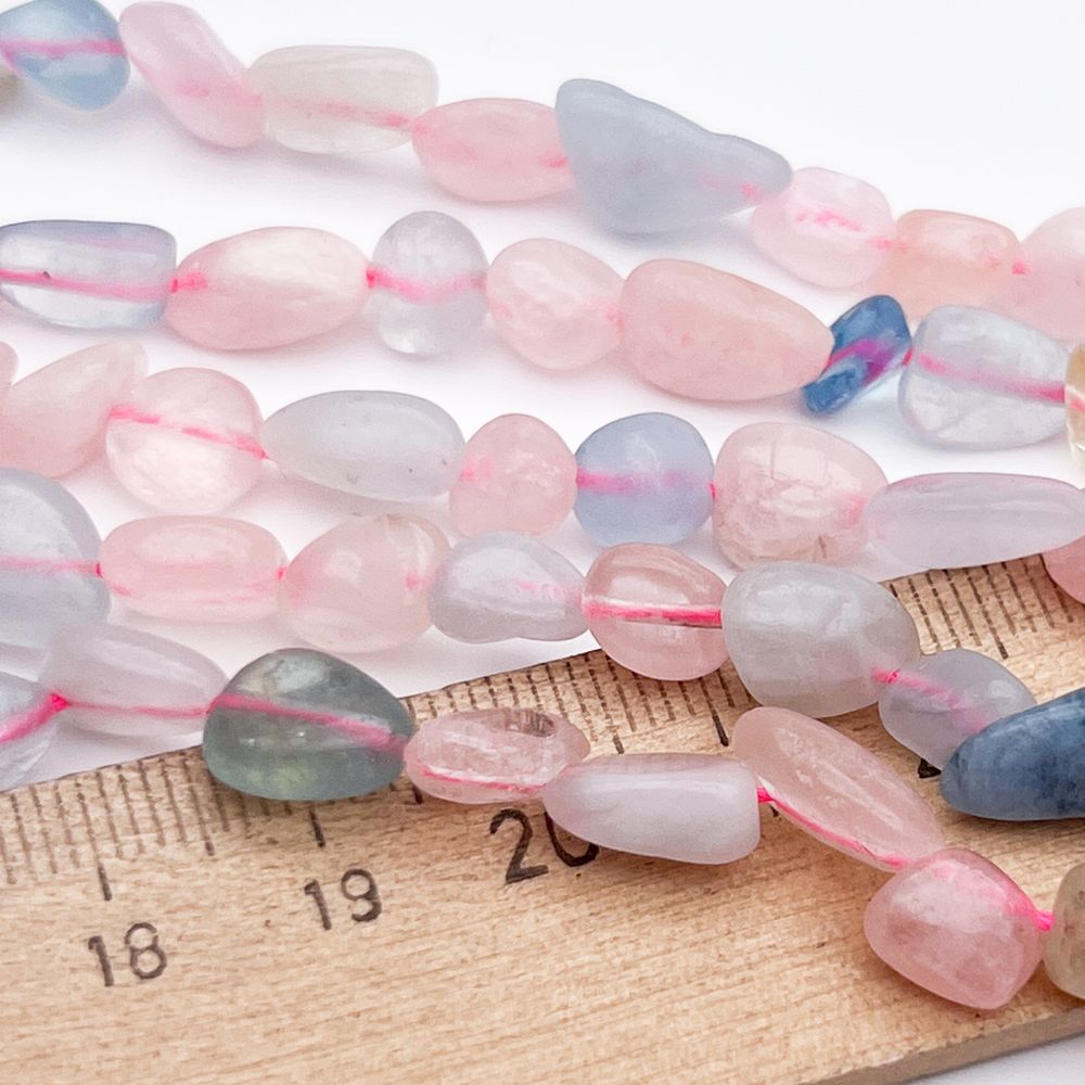 Берилл бусины, галтовка, размер около 6-10 мм, цена за нить 38 см