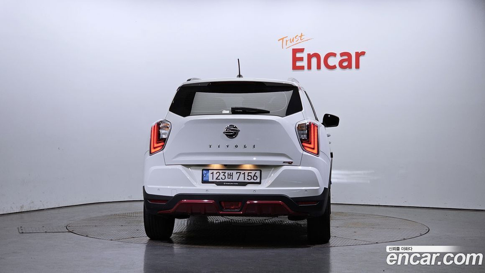 KG Mobility (Ssangyong) Very New Tivoli Бензин 1.5 2WD (05.2022)