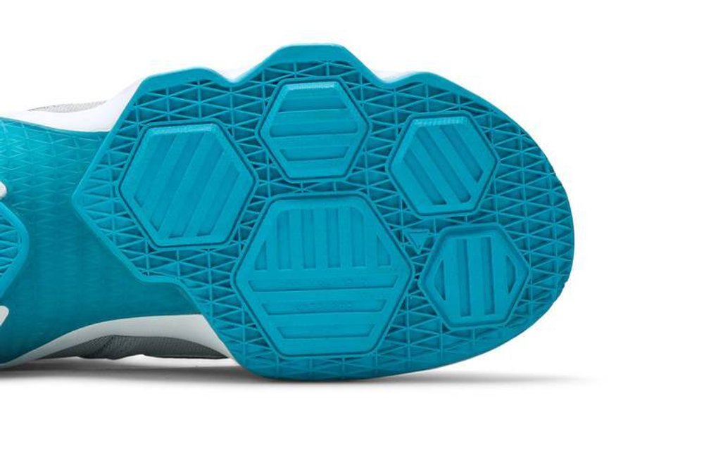 Nike Lebron 13 Blue Lagoon Hyper Sneakers