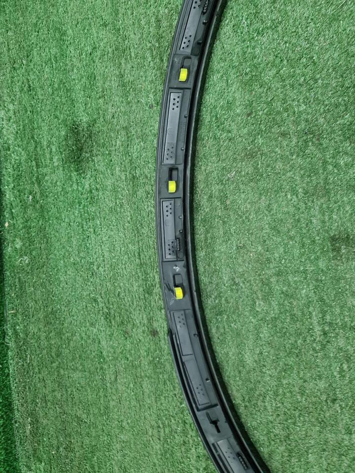 Расширитель задний правый Volvo XC90 2 (2014-н.в.)