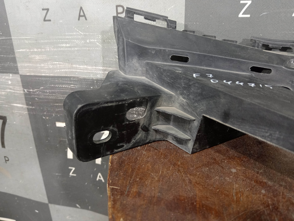 Кронштейн правой фары Haval F7 1, F7x 1 19-24 Б/У Оригинал 4121306XKQ00A