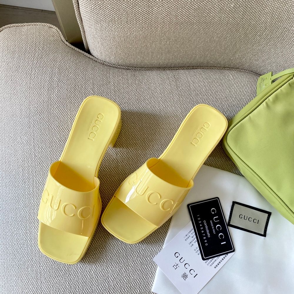 Gucci Rubber Slide Sandal