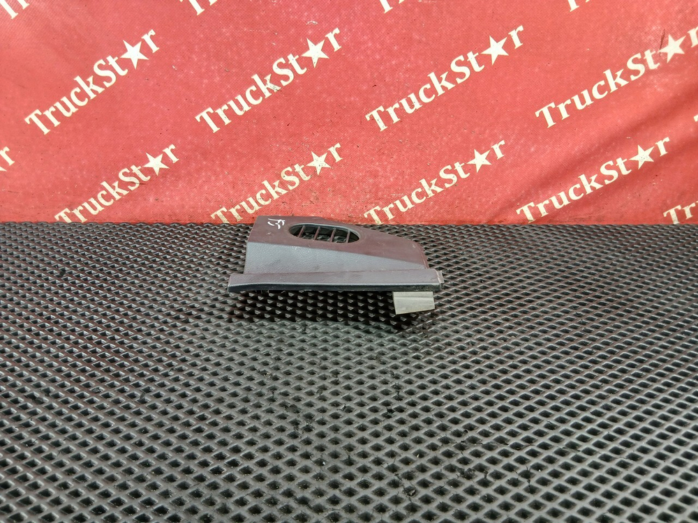 Накладка торпедо левая 2023г