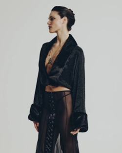 Пиджак с мехом из бисера