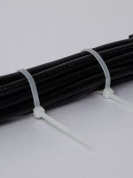 Хомут кабельный 3.6х150 нейл. бел. (уп.100шт) IEK UHH31-D036-150-100