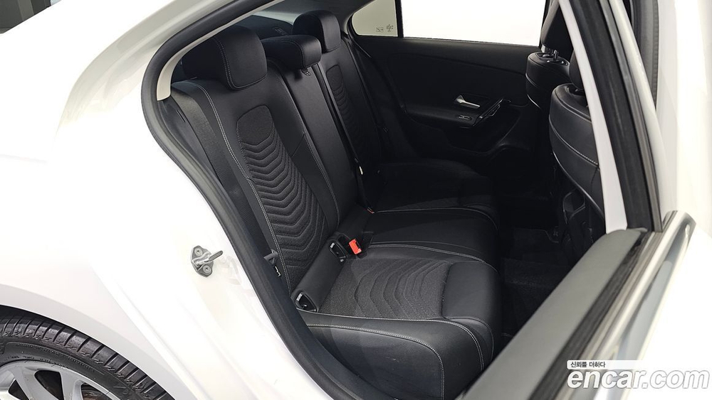Mercedes-Benz A-Class W177 A220 Sedan (03.2020)