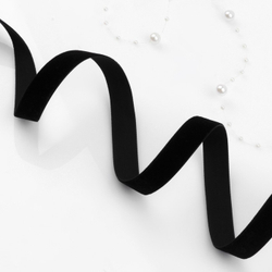 Бархатная лента